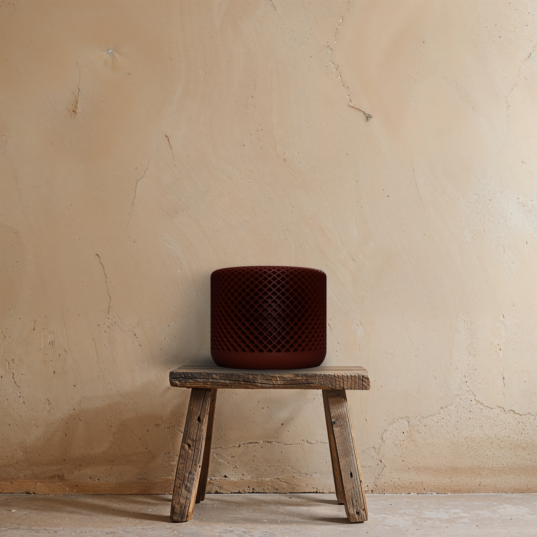 3D pot Nido op een houten stoel, hoogte 14,5 cm, diameter 18 cm, geschikt voor planten.